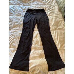 SO bootcut yoga pants size small
